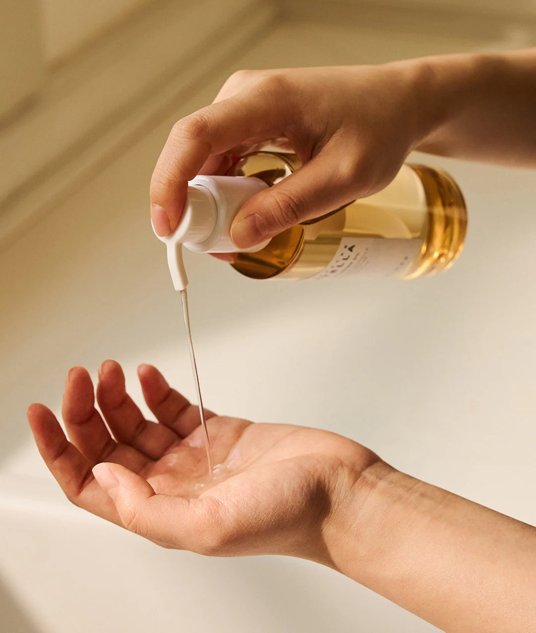 Madagascar Centella Light Cleansing Oil 200ml